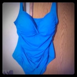 Liz Claiborne swimwear